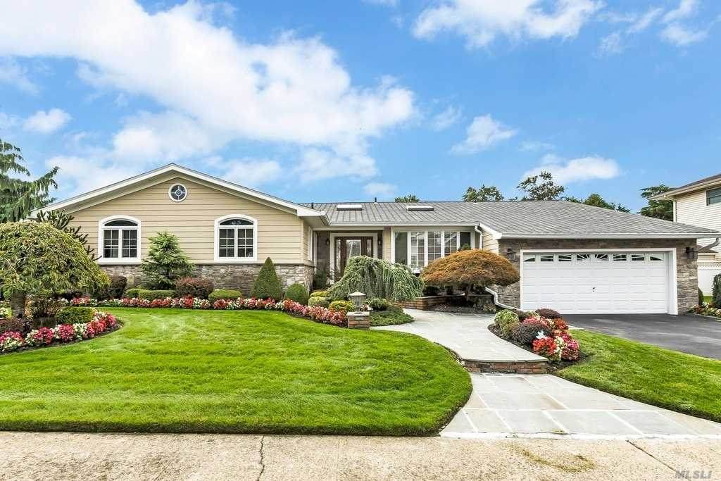 10 Andrews Drive - Photo 1