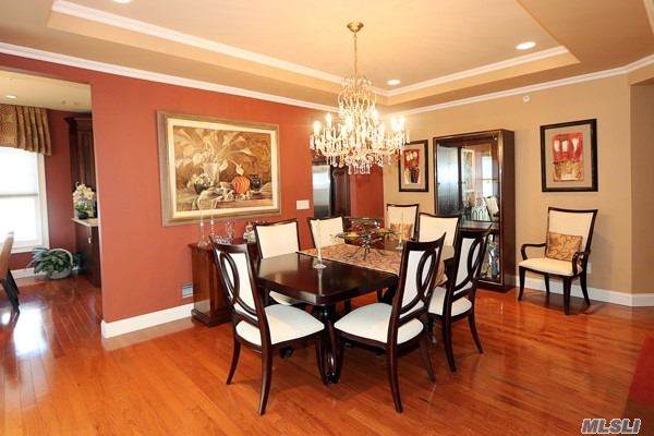 529 Roosevelt Way - Photo 1