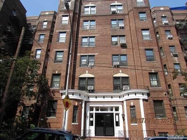 96-11 65 Road - Photo 1