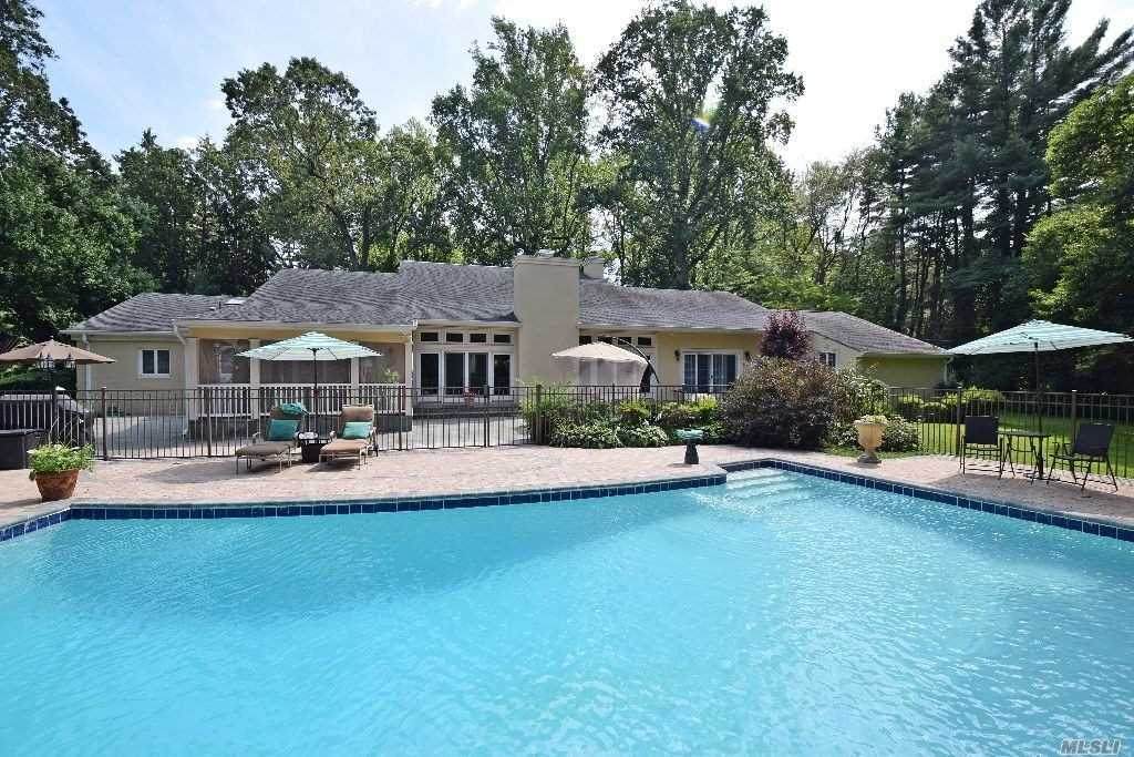 11 Valerie Drive - Photo 1
