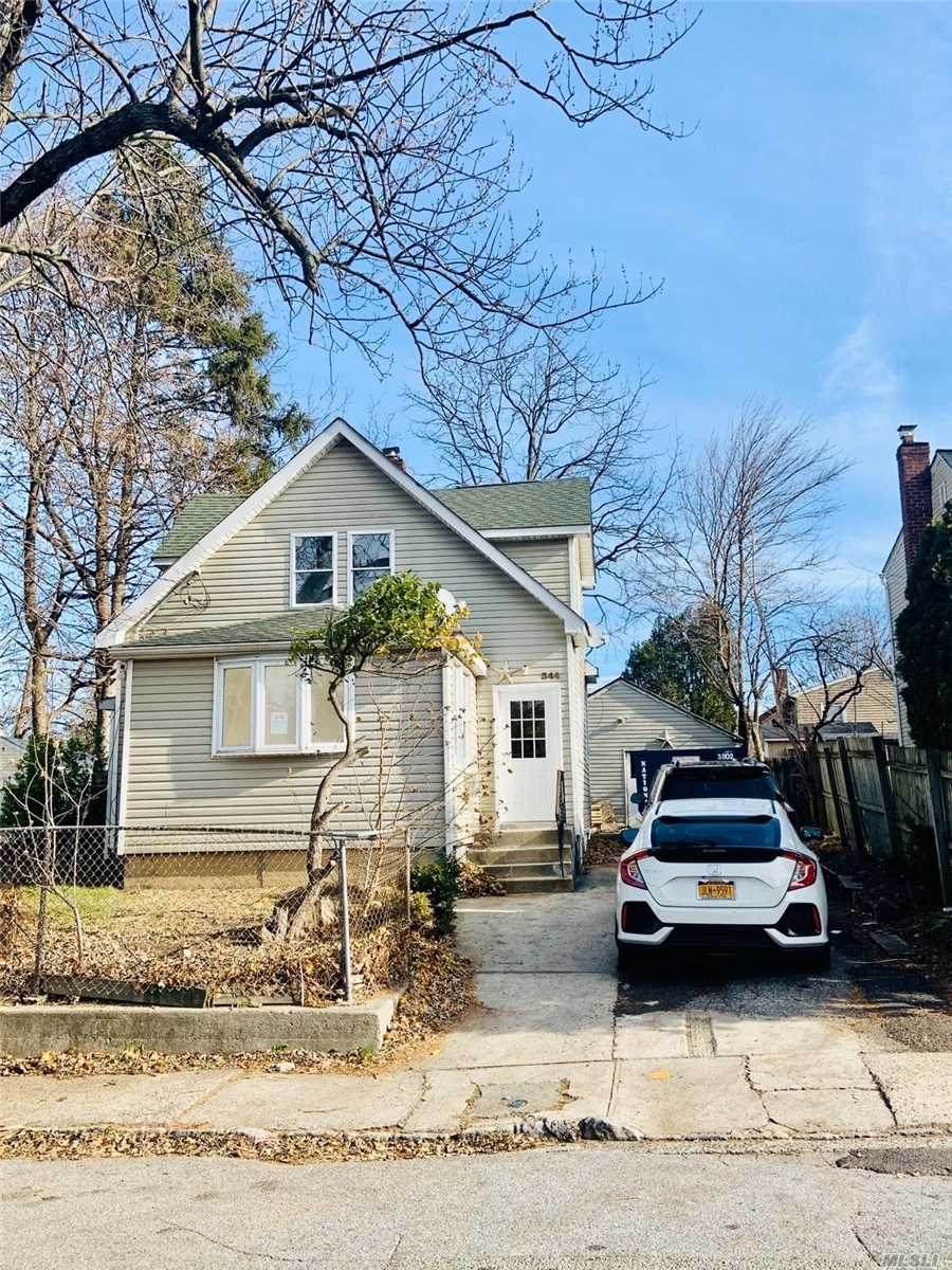 344 Rose Place - Photo 1