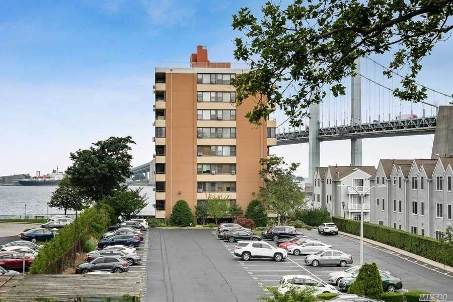 166-40 Powells Cove Boulevard - Photo 1