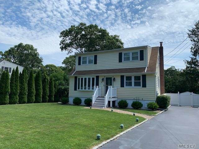 8 Heather Drive - Photo 1