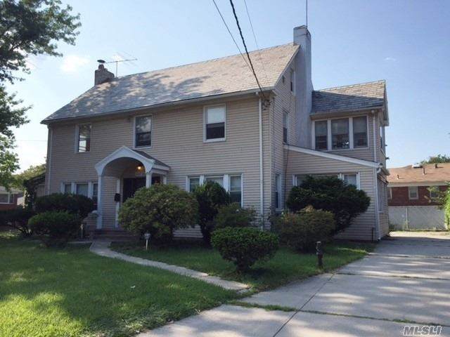 144-03 Bayside Avenue - Photo 1