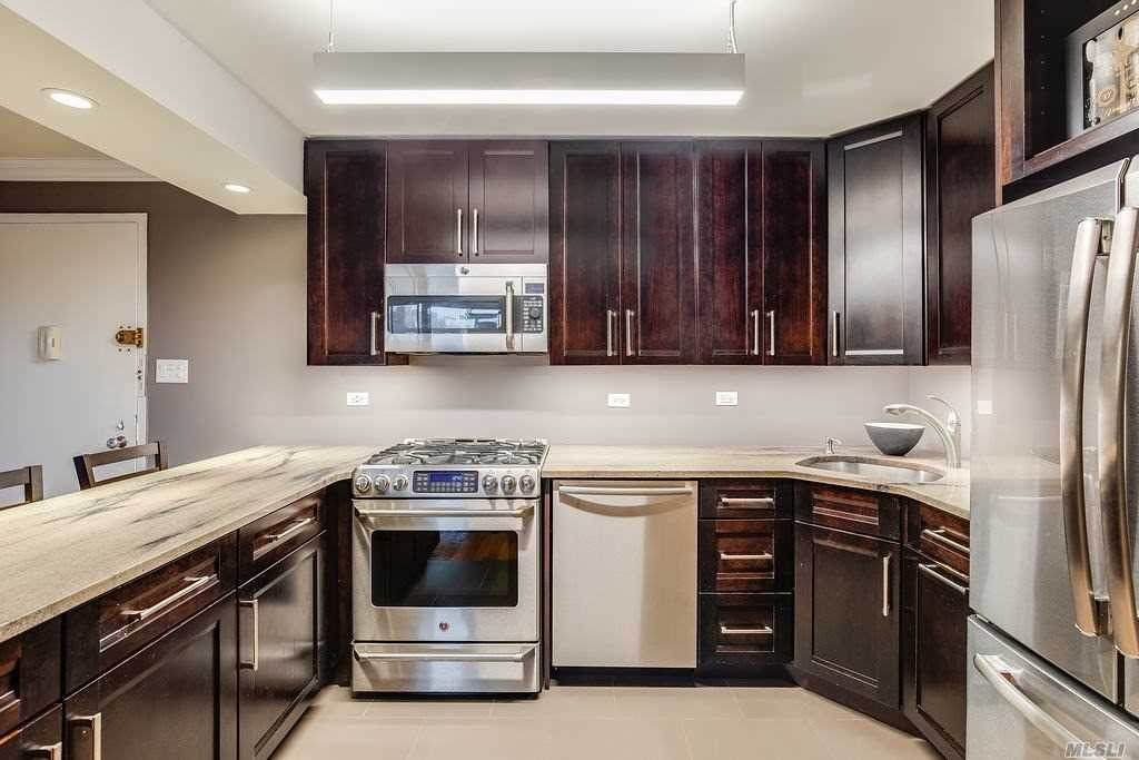 18-15 215th - Photo 1