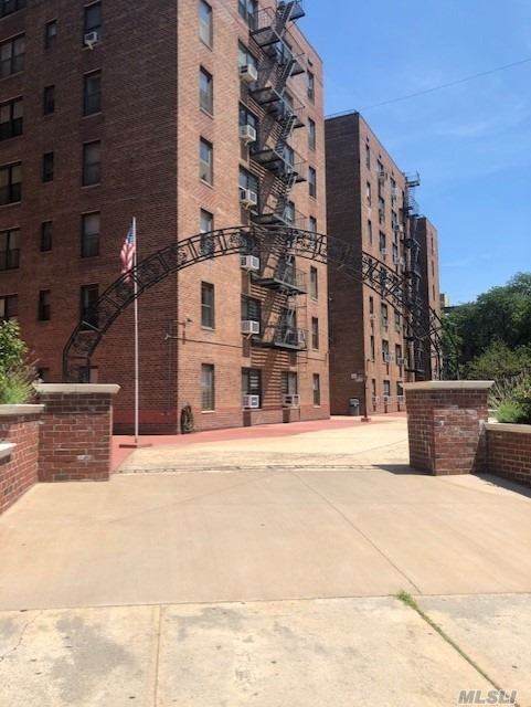 83-75 Woodhaven Boulevard - Photo 1