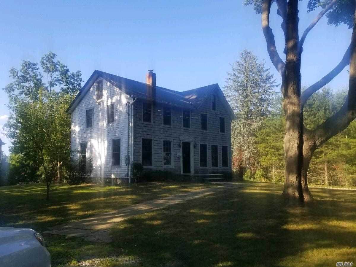 311 Thompson Street - Photo 1