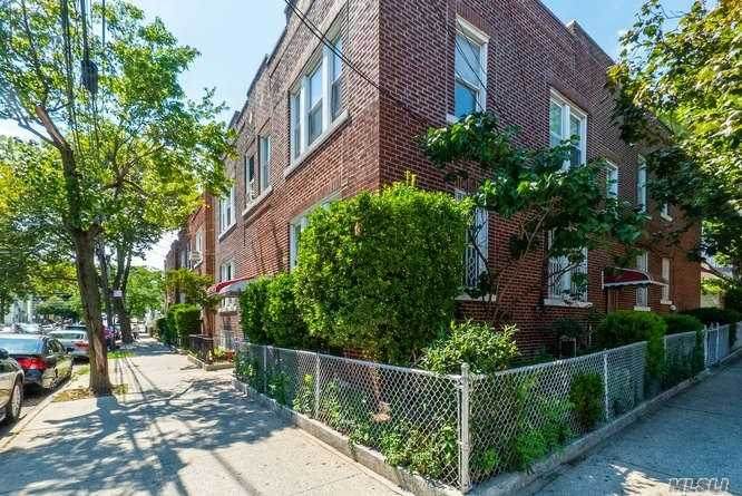95-25 42nd Ave - Photo 1