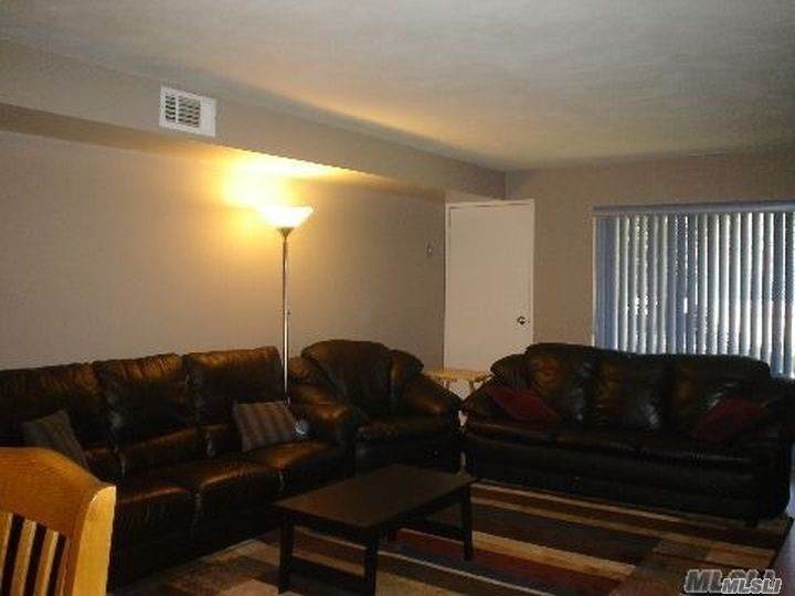 4 Pinebrook Place - Photo 1
