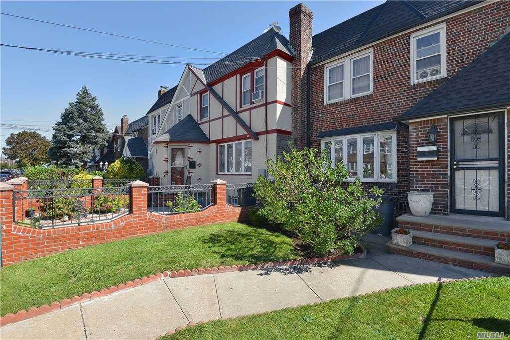114-35 200th Street - Photo 1