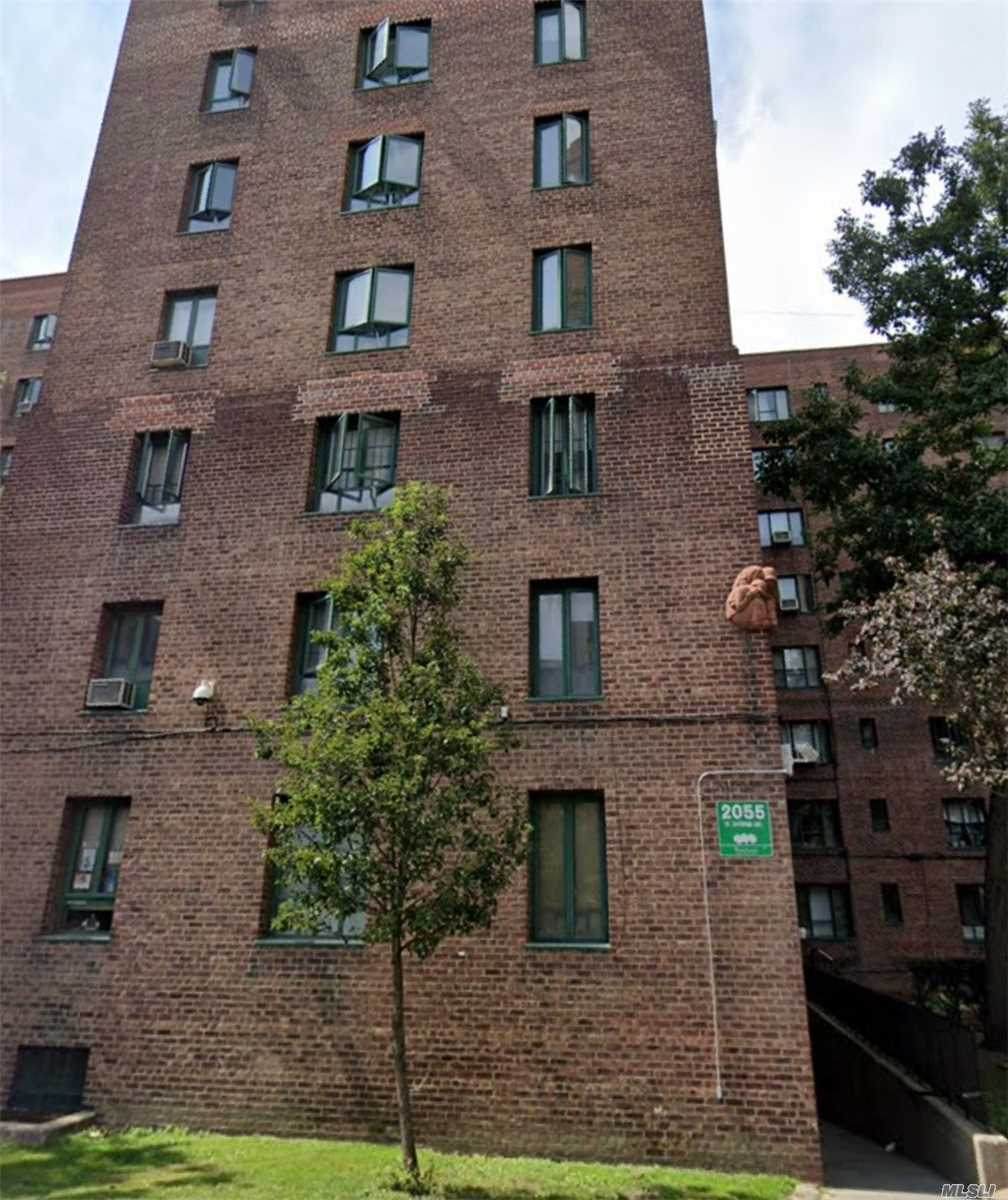 2055 Saint Raymond - Photo 1