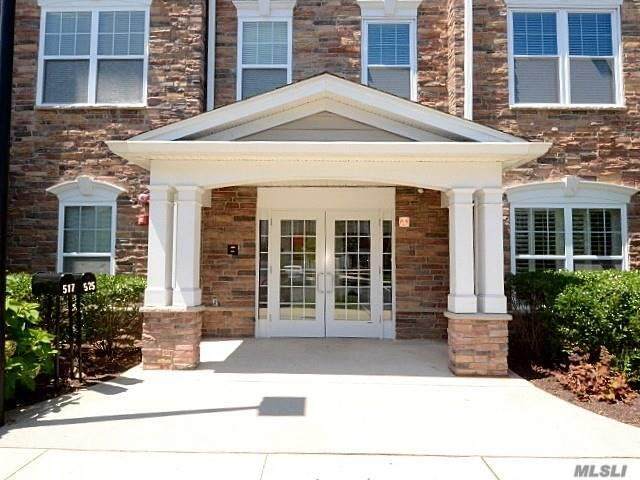 521 Saxton Court - Photo 1