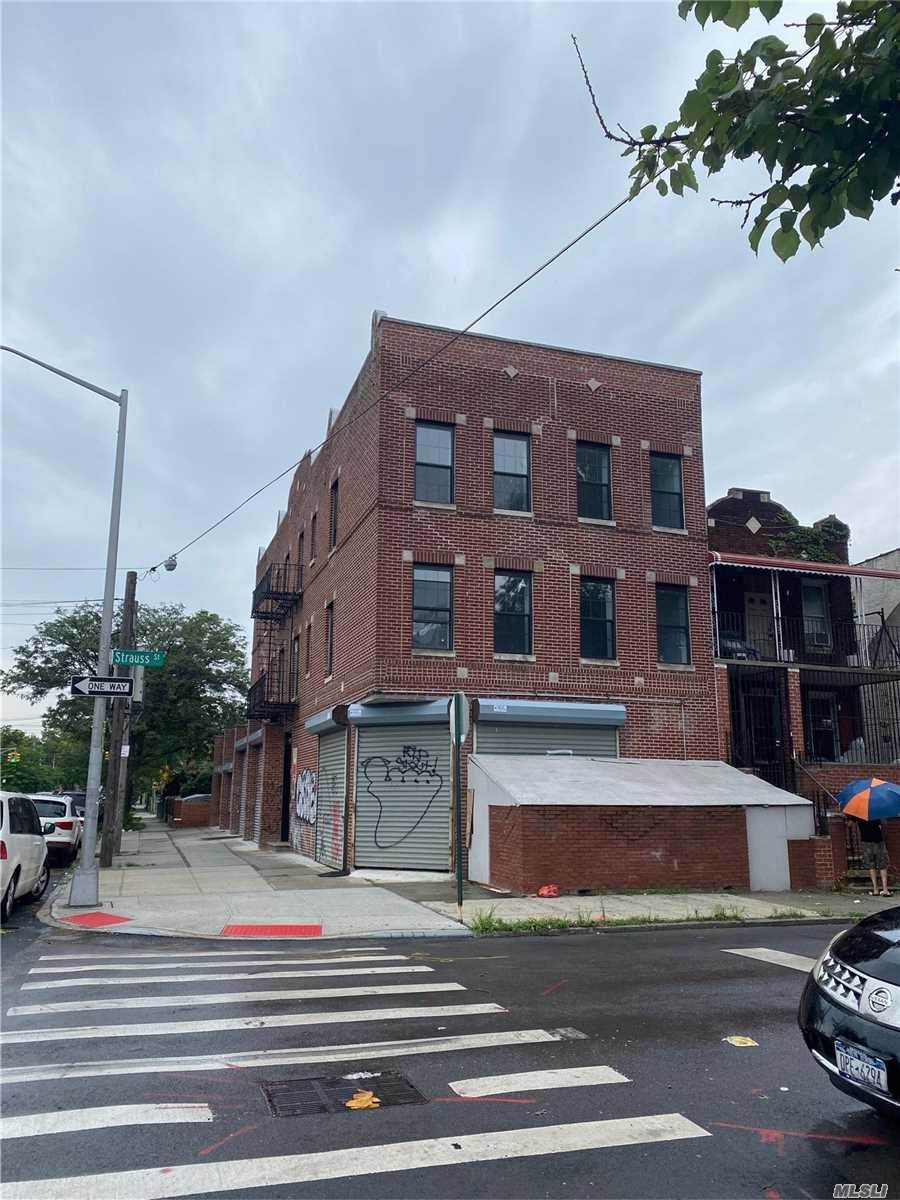 125 Dumont Avenue - Photo 1