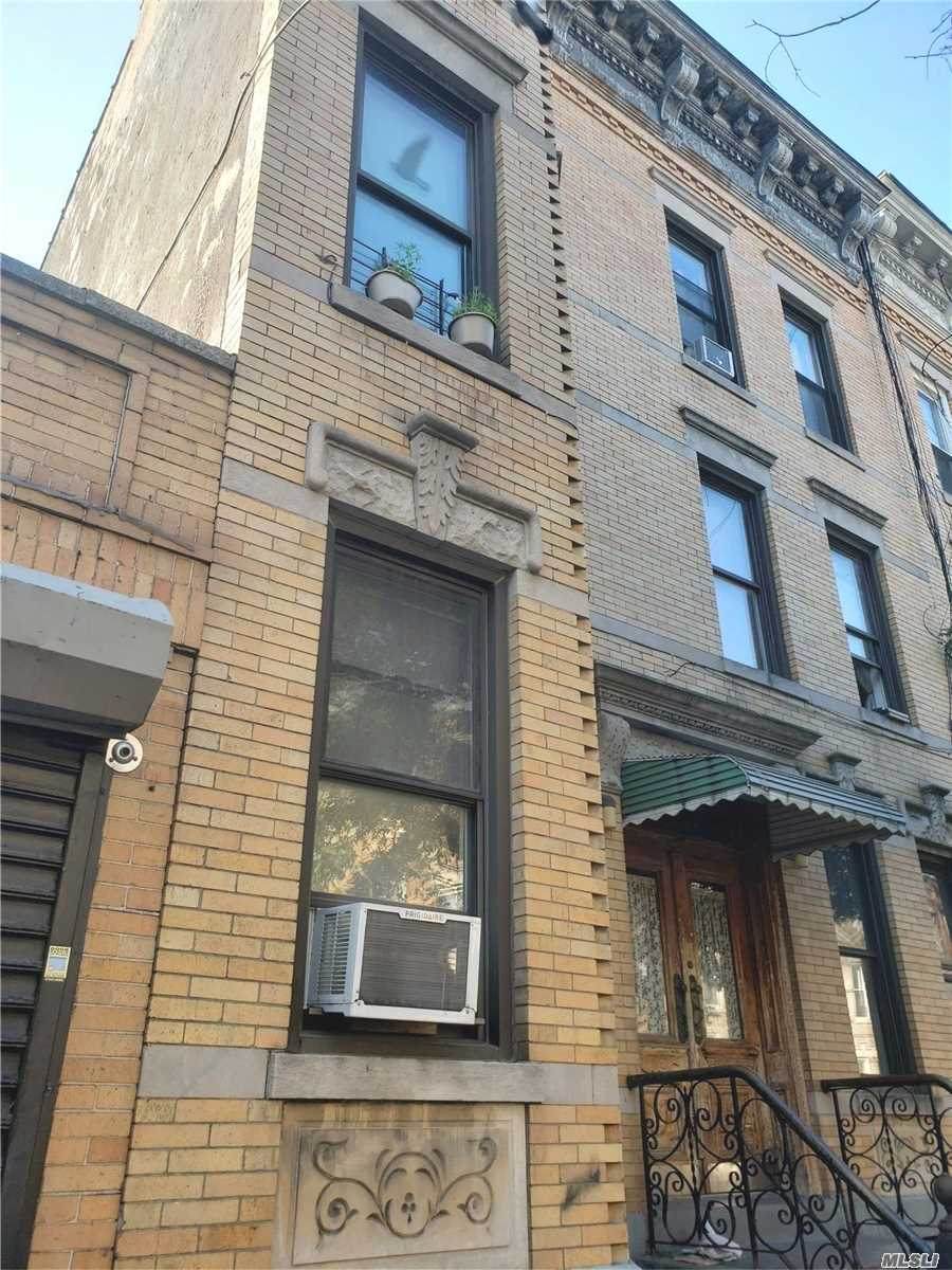 18-11 Centre Street - Photo 1