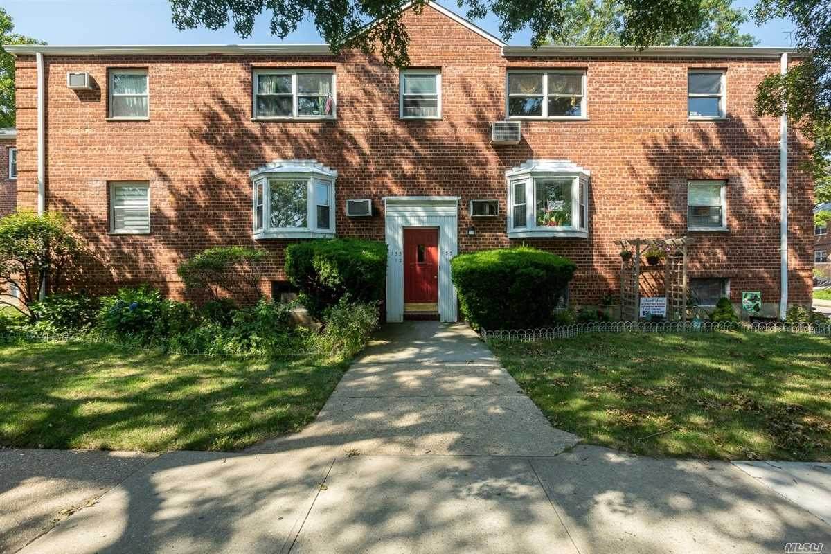 155-10 84th Street - Photo 1