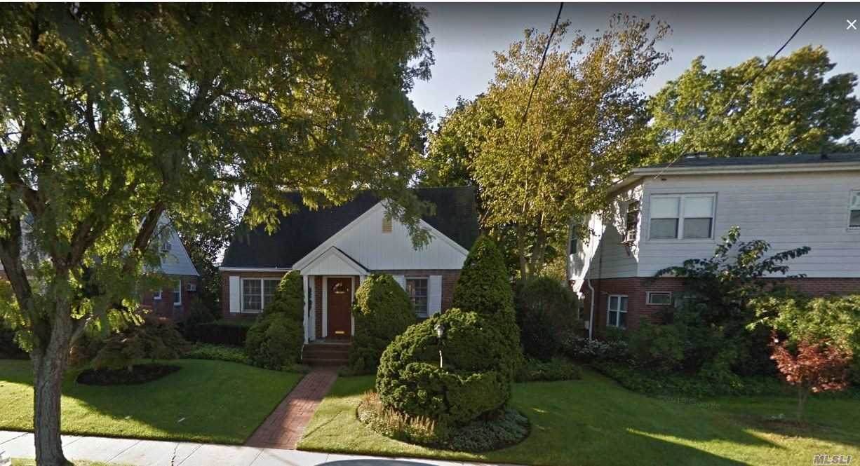 306 Hillside Drive - Photo 1
