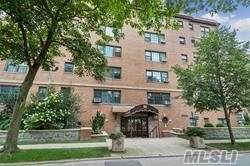 25 Burns Street - Photo 1
