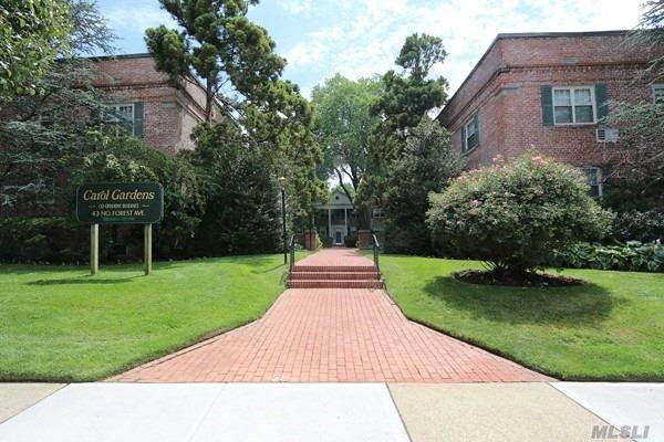 43 Forest Avenue - Photo 1