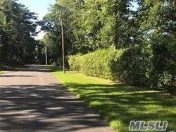 Private Road - Photo 1
