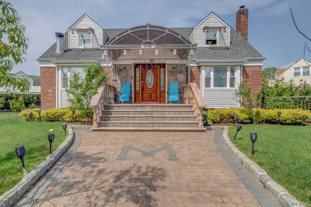 123 King Street - Photo 1
