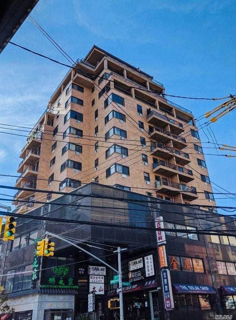36-36 Prince Street - Photo 1