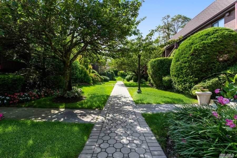 30 Oldfield - Photo 1