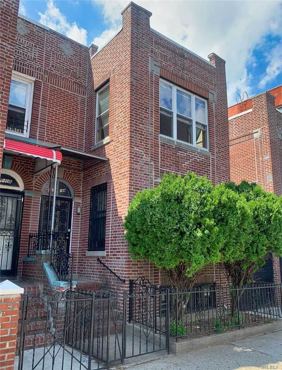 37-14 Warren Street - Photo 1