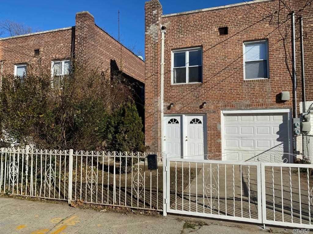 102-27 188th Street - Photo 1