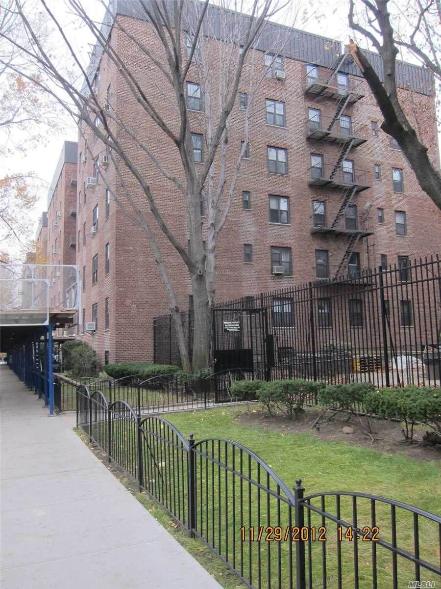 90-09 Northern Blvd - Photo 1
