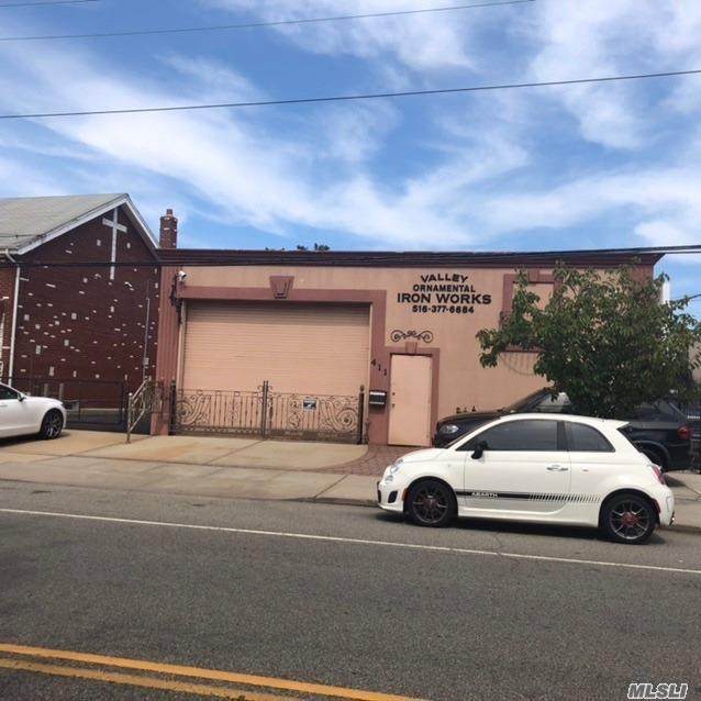 411 Babylon Turnpike - Photo 1
