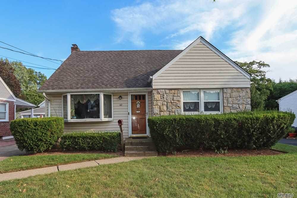 42 Chestnut Street - Photo 1