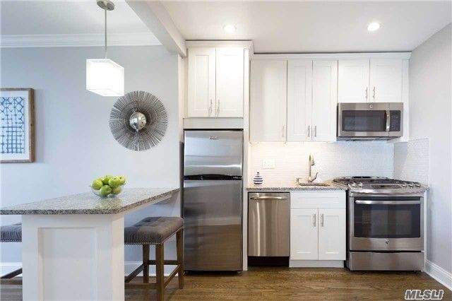 46-01 39 Avenue - Photo 1