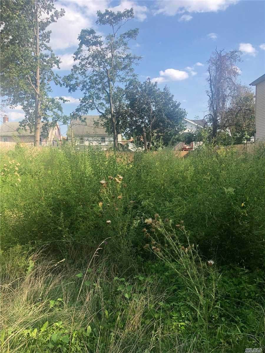 146-24 45 Avenue - Photo 1