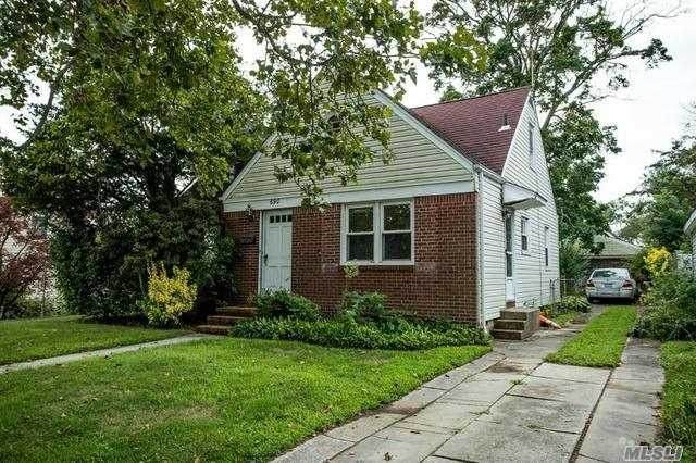 690 Beech Street - Photo 1