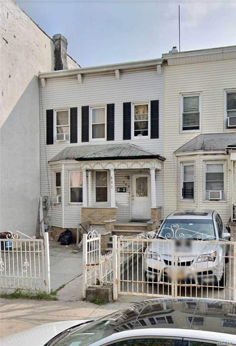 682 58 Street - Photo 1