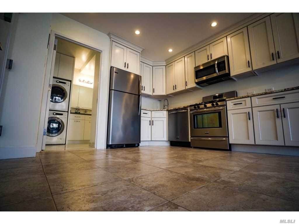 23-28 30th Drive - Photo 1