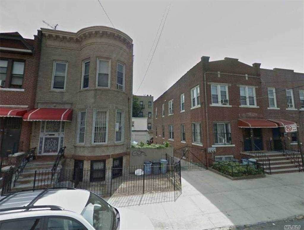 828 51 Street - Photo 1
