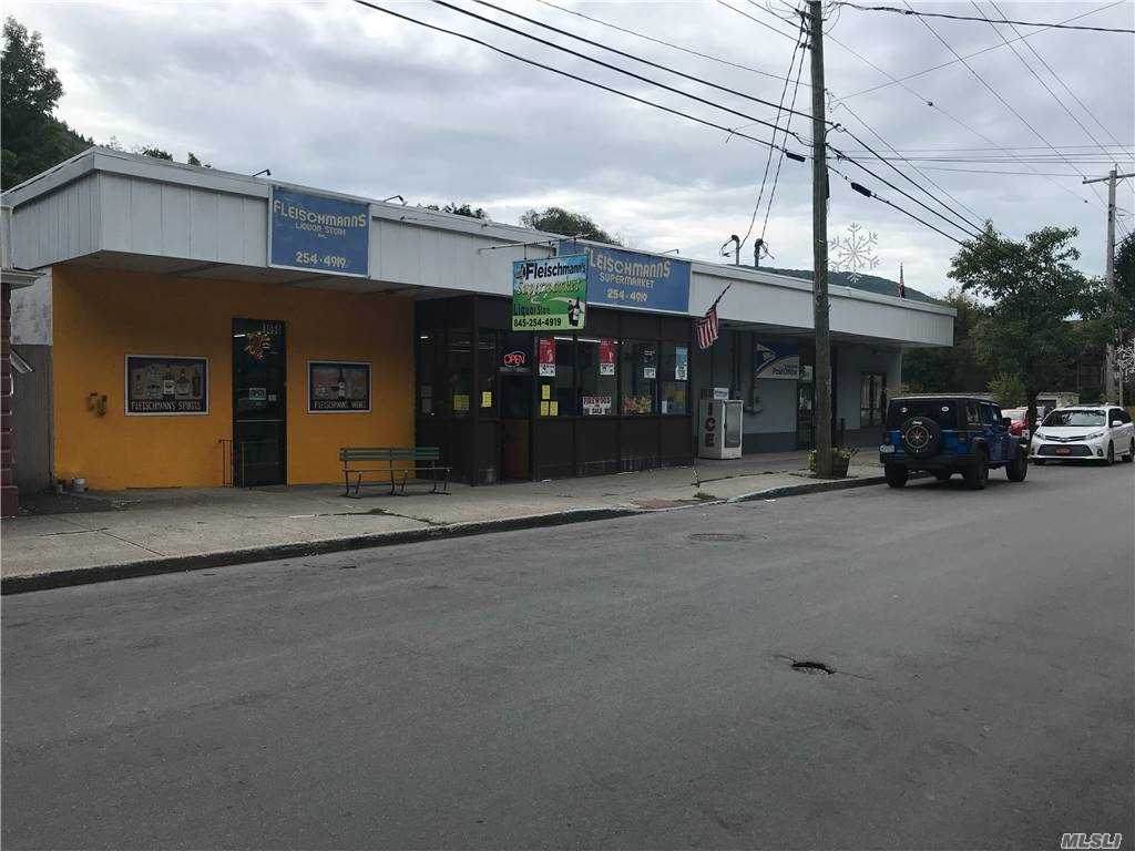 1050 Main Street - Photo 1