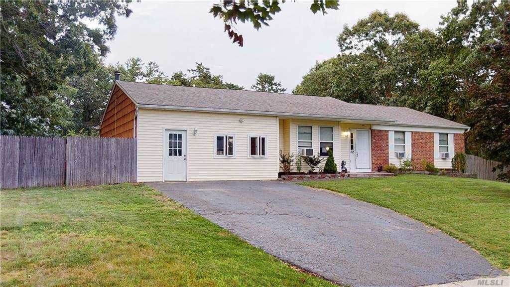 21 Samuels Lane - Photo 1