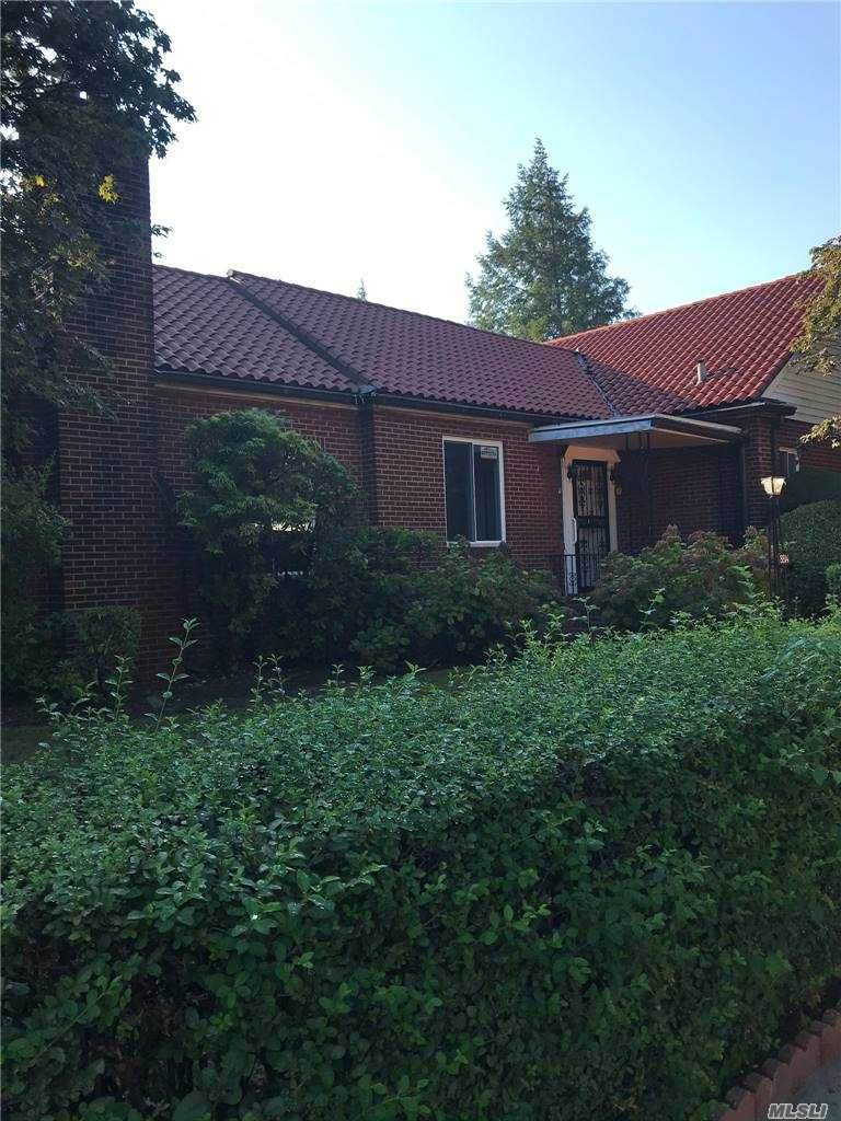 88-14 65 Drive - Photo 1