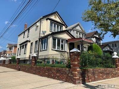 122-01 111th Avenue - Photo 1