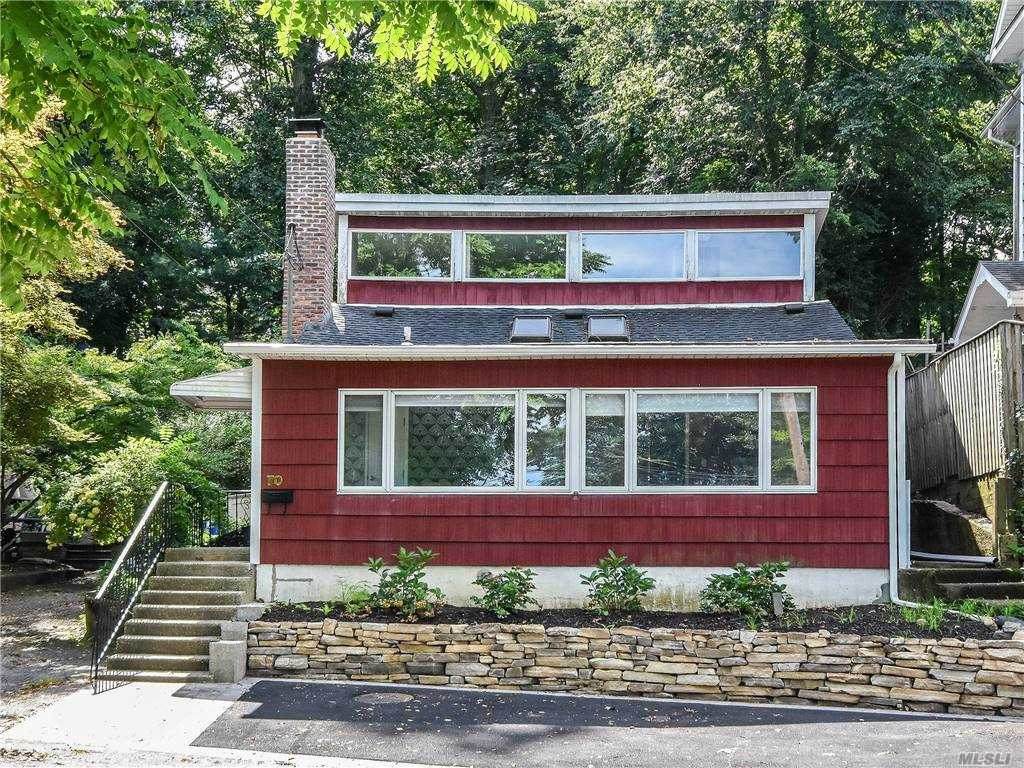70 Carpenter Avenue - Photo 1