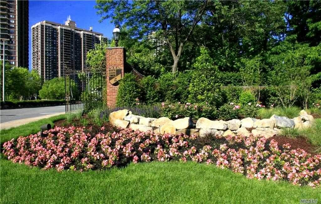 27010 Grand Central Parkway - Photo 1