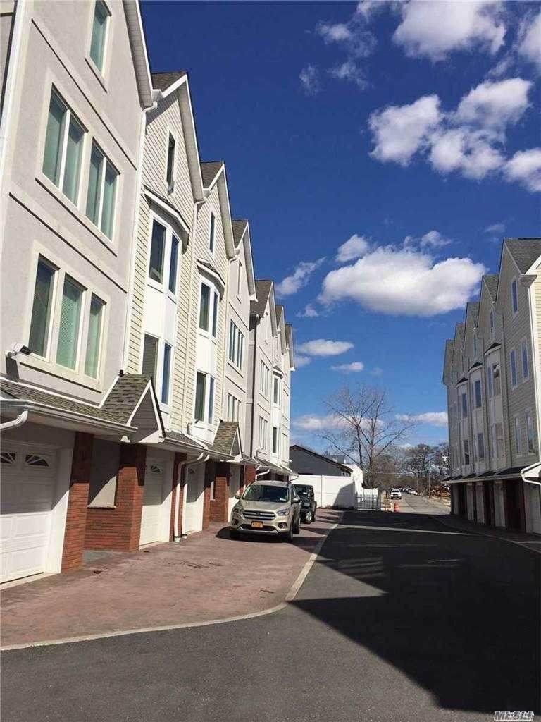 531 Ray St - Photo 1