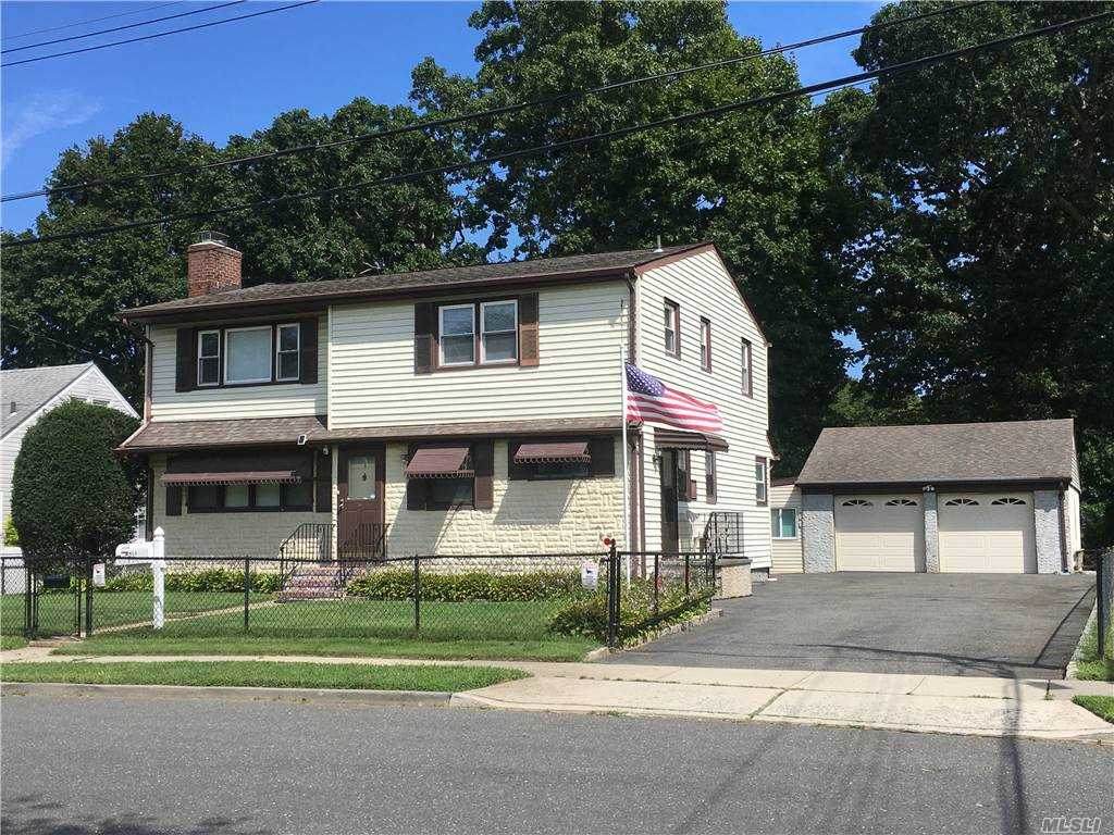 65 Nassau Avenue - Photo 1