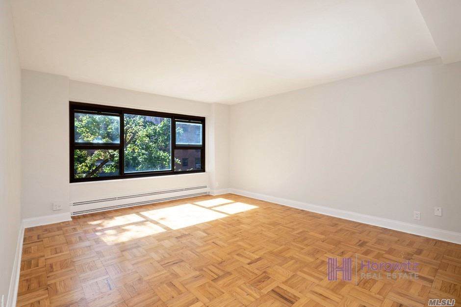 21-20 33rd Road - Photo 1