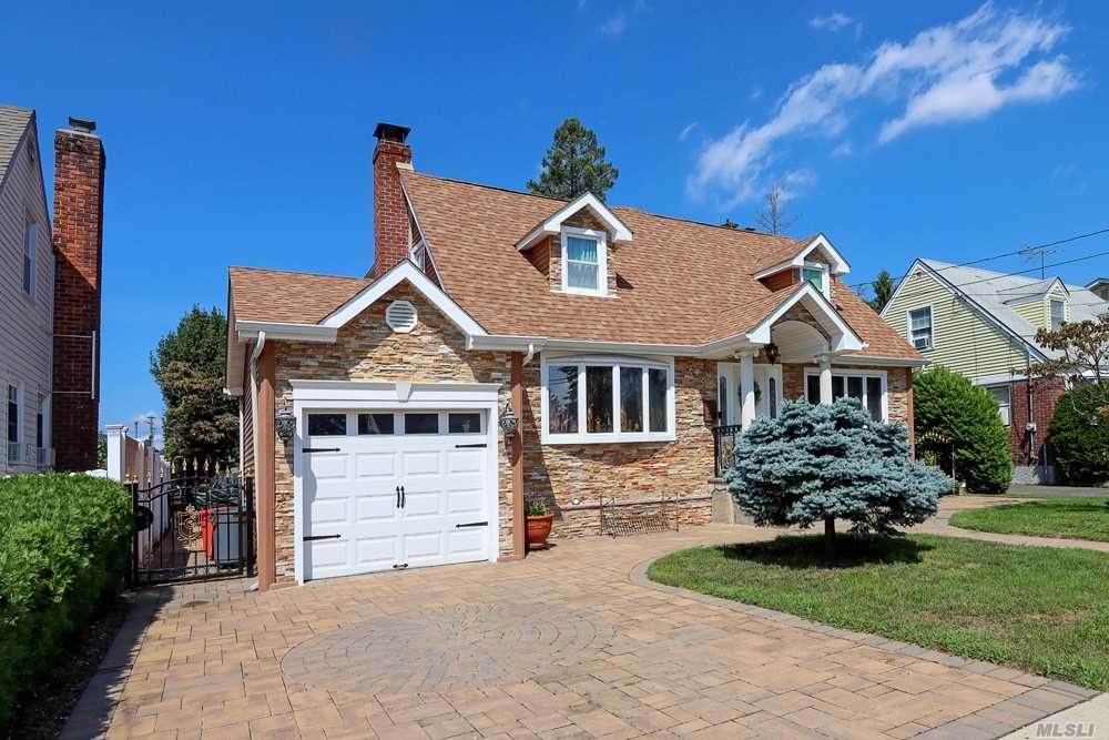 220 Evelyn Road - Photo 1