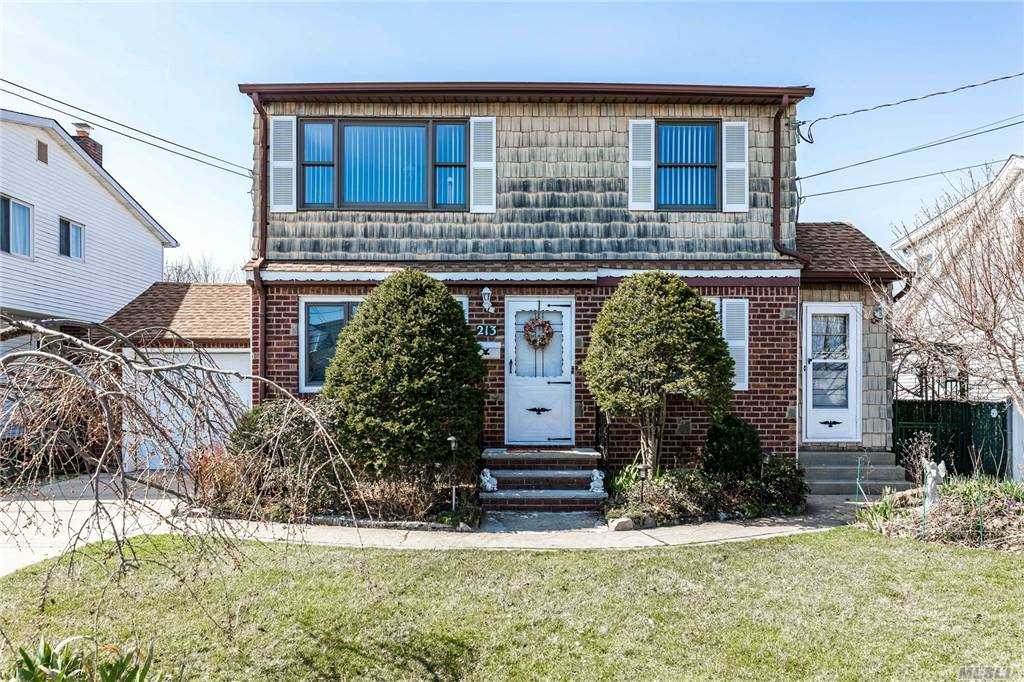 213 Columbus Parkway - Photo 1
