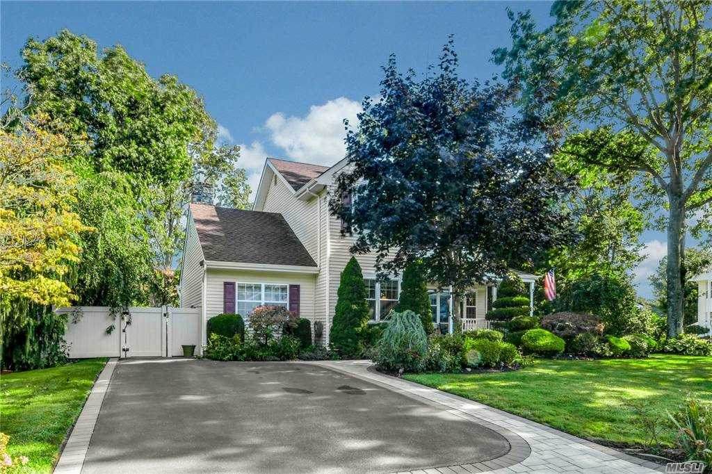 15 Winnecomac Circle - Photo 1