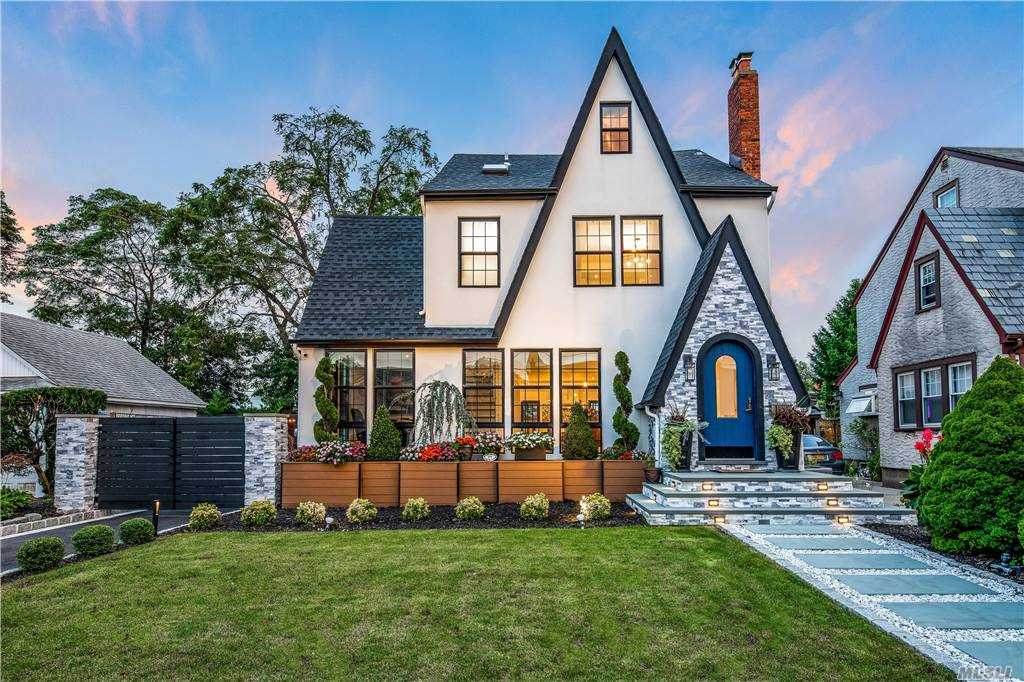 151 Regent Place - Photo 1